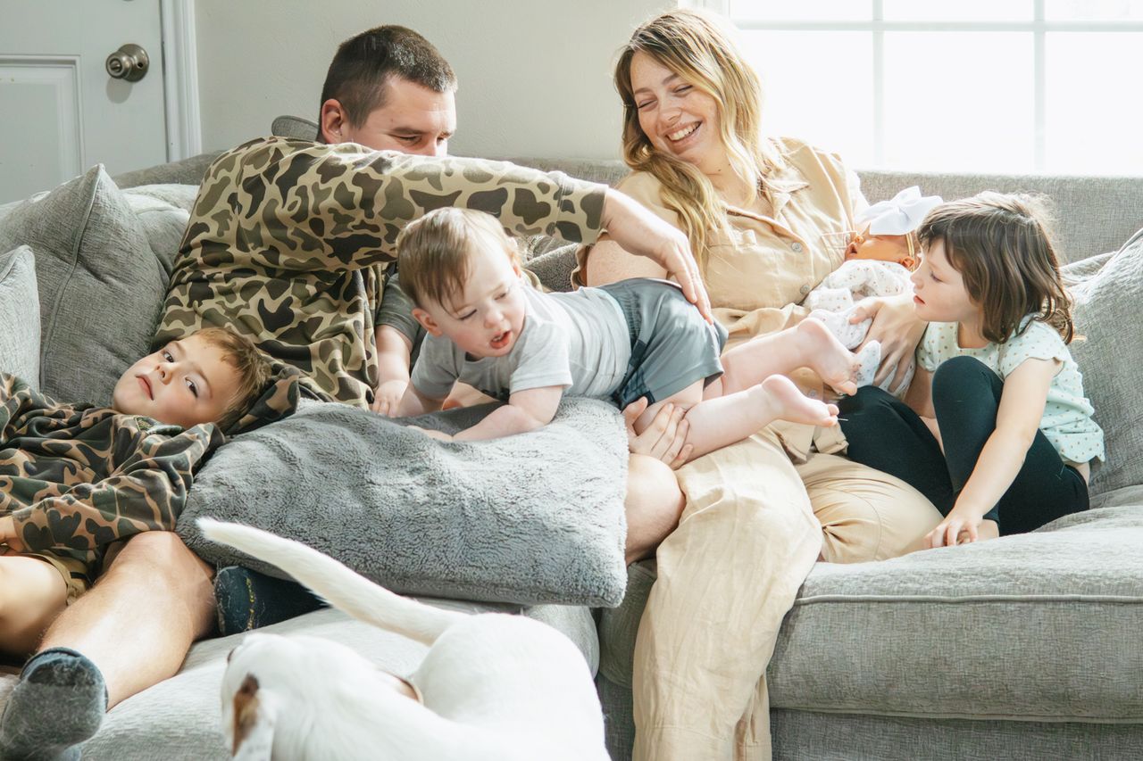 Mattie Goetz, her husband Blake and their five kidsCredit: Mattie Goetz