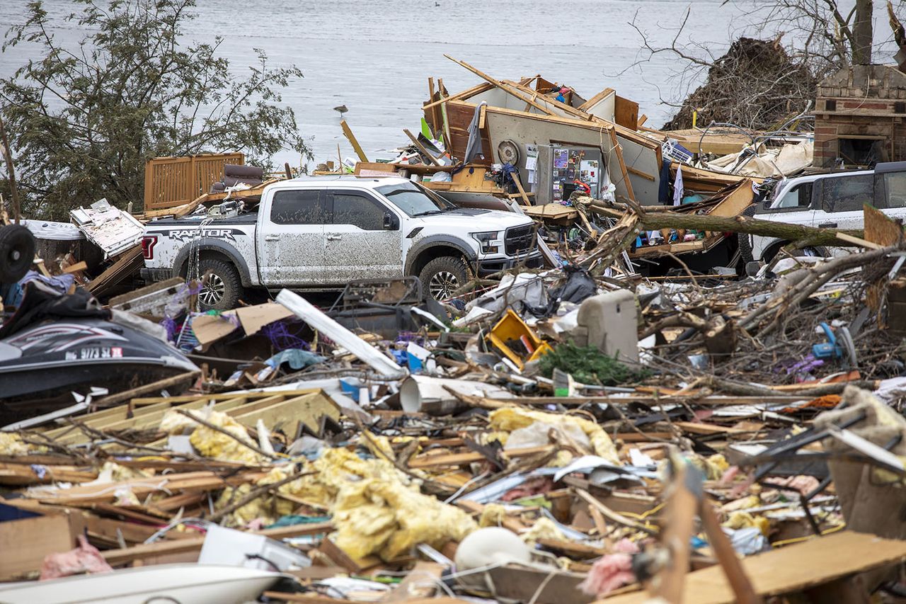 Tornado rips through Union City in MichiganCredit: Bill Pugliano/Getty