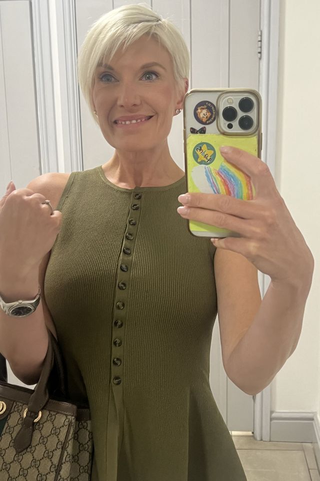 A size 16 mum claims having to be towed off a mountain on a stretcher after a skiing accident shamed her into dropping a whopping five stone. Natalie Colbourne-Park jetted off to the chic ski resort of Val d'Isère in France in January 2024 with her family. Just two hours after strapping into her skis, Natalie, who weighed 14st 7lbs, took a bone-crunching slow-pace tumble. Natalie Colbourne-Park after her 70 lb. weight lossCredit: Kennedy News and Media