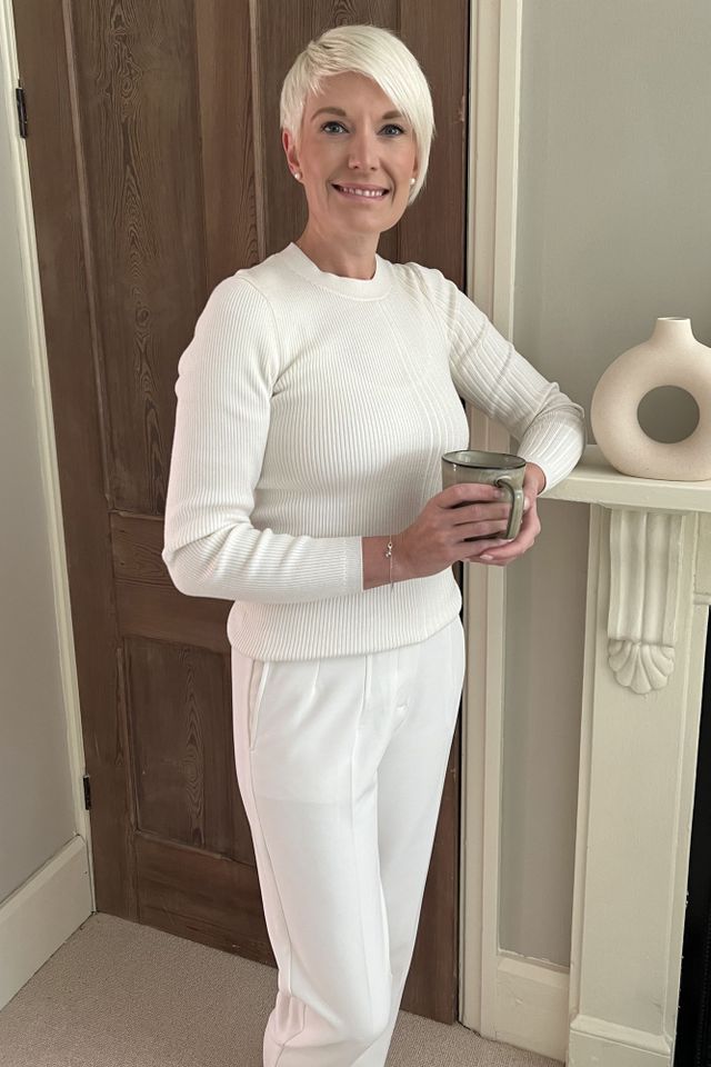 A size 16 mum claims having to be towed off a mountain on a stretcher after a skiing accident shamed her into dropping a whopping five stone. Natalie Colbourne-Park jetted off to the chic ski resort of Val d'Isère in France in January 2024 with her family. Just two hours after strapping into her skis, Natalie, who weighed 14st 7lbs, took a bone-crunching slow-pace tumble. Natalie Colbourne-Park after her 70 lb. weight lossCredit: Kennedy News and Media