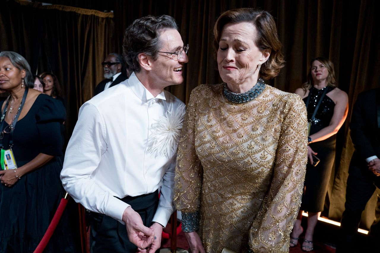 Pedro Pascal and Sigourney WeaverCredit: John Shearer/98th Oscars/Getty
