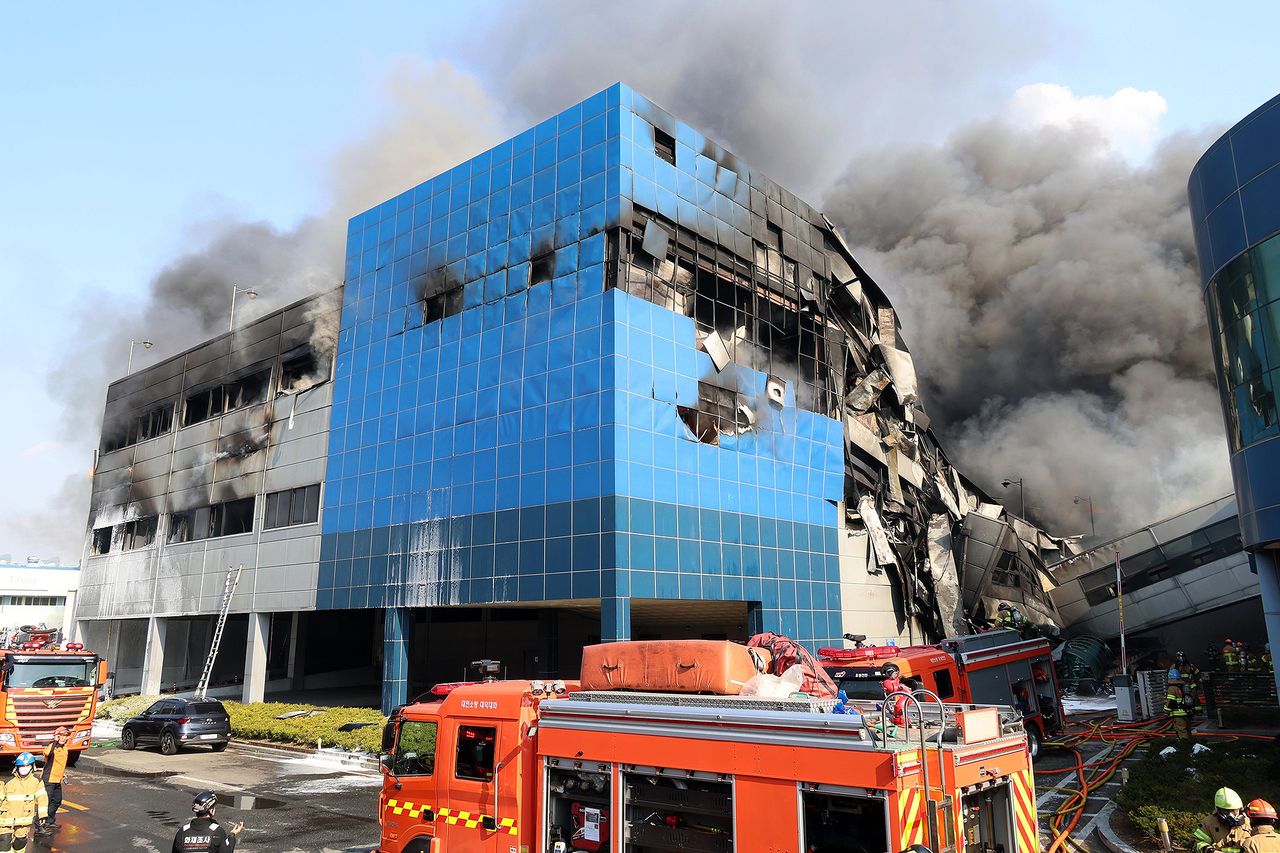 Rescuers work at the site of a fire that broke out at an automotive parts manufacturing factory in Daejeon, South Korea, on March 20, 2026. A fire at an auto parts manufacturing factory in Daejeon, South Korea, has left 10 people dead, 59 injured and four missing, fire authorities said Saturday. Xinhua Photos of the Day - 20 Mar 2026 Emergency responders at the scene of the fire on March 20, 2026Credit: Xinhua/Shutterstock