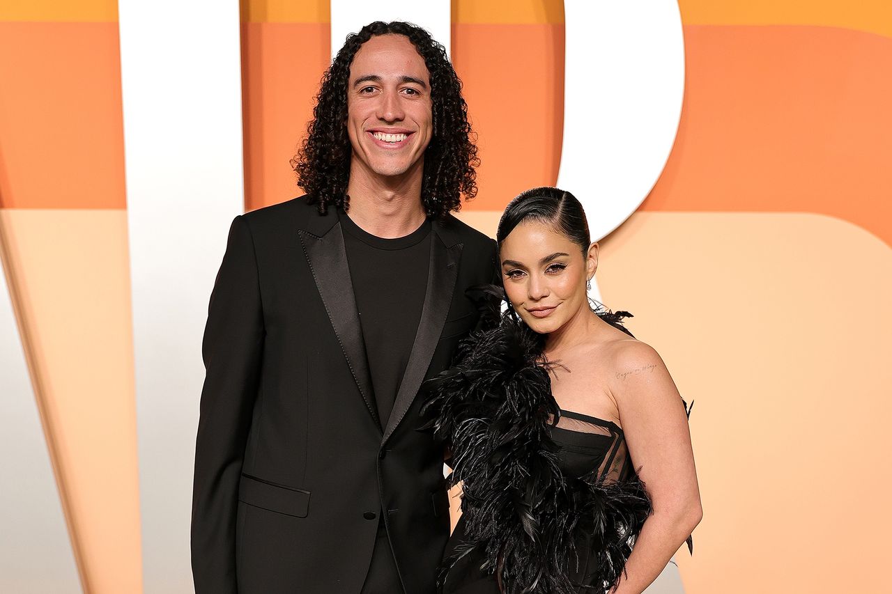 Cole Tucker and Vanessa Hudgens attend the 2025 Vanity Fair Oscar PartyCredit: Neilson Barnard/Getty