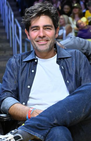 Adrian Grenier attends a basketball game between the Los Angeles Lakers and the Chicago Bulls Adrian Grenier.Credit: Allen Berezovsky/Getty