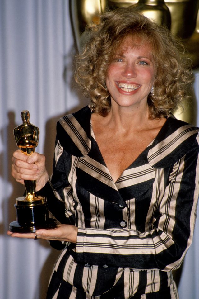 Carly Simon holds her Oscar for Best Original Song during the 61st Academy Awards at the Shrine Auditorium in L.A. on March 29, 1989Credit: Miguel Rajmil/IMAGES/Getty Images