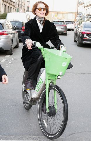 Dianna Agron leaving her hotel and enjoying a stroll with a city bike during Paris Fashion Week. 06 Mar 2026 Pictured: Dianna Agron. Dianna AgronCredit: Spread Pictures / MEGA
