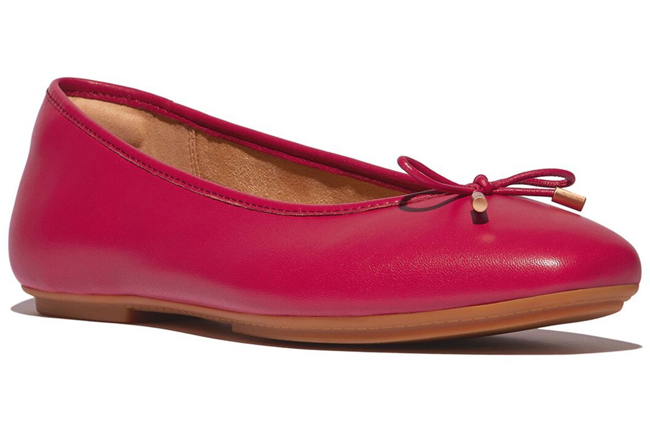 bow leather ballet flat Credit: Rue La La