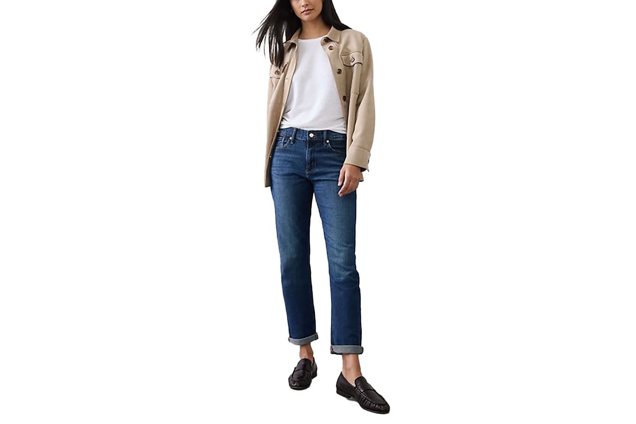 Banana Republic factory Girlfriend Mid-Rise Jean Credit: Banana Republic