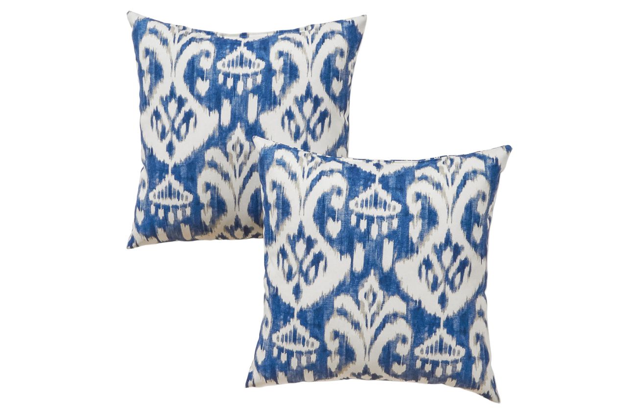 Covington Outdoor Square Pillow Cover & Insert (Set of 2) By Greendale Home Fashions Credit: Wayfair