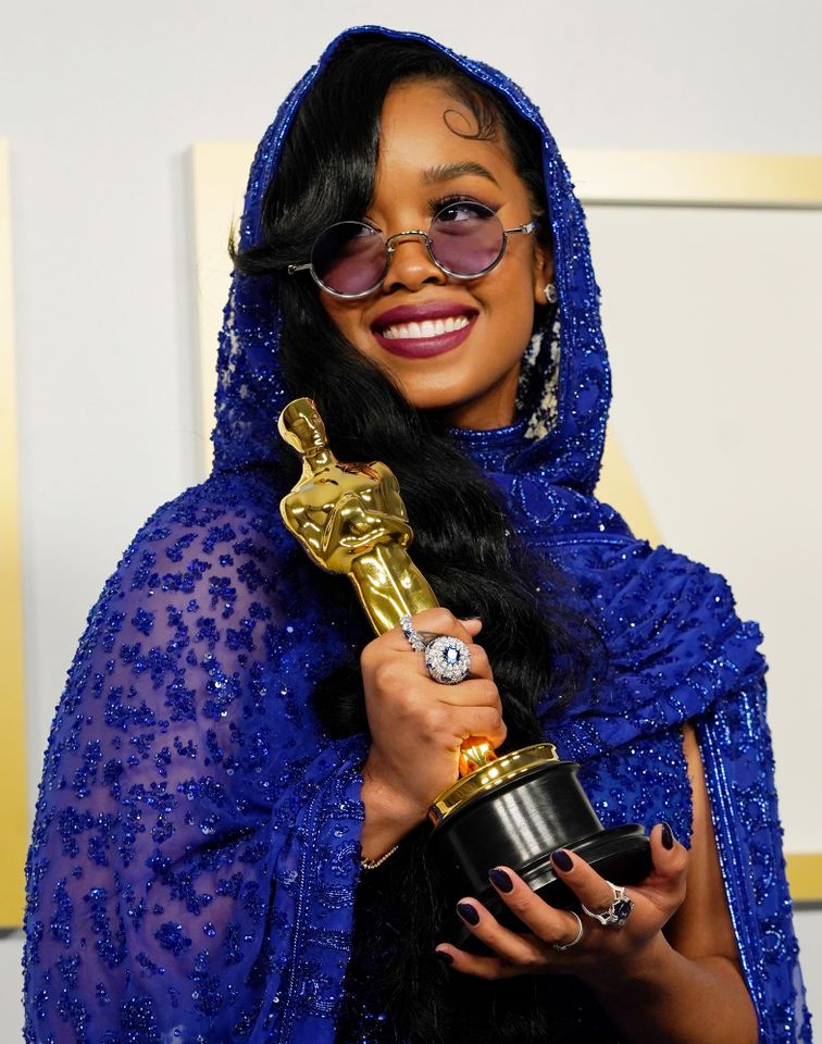 H.E.R. poses with the Oscar for Best Original Song during the 93rd Academy Awards at Union Station in L.A. on April 25, 2021Credit: Chris Pizzello-Pool/Getty