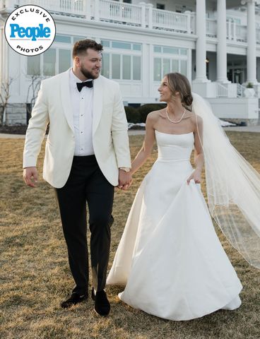 New York Jets' Josh Myers Marries Erika Nowak in 'Classic' Wisconsin Wedding (Exclusive) Josh Myers and Erika Nowak on their wedding dayCredit: Teri Ziegler Photography