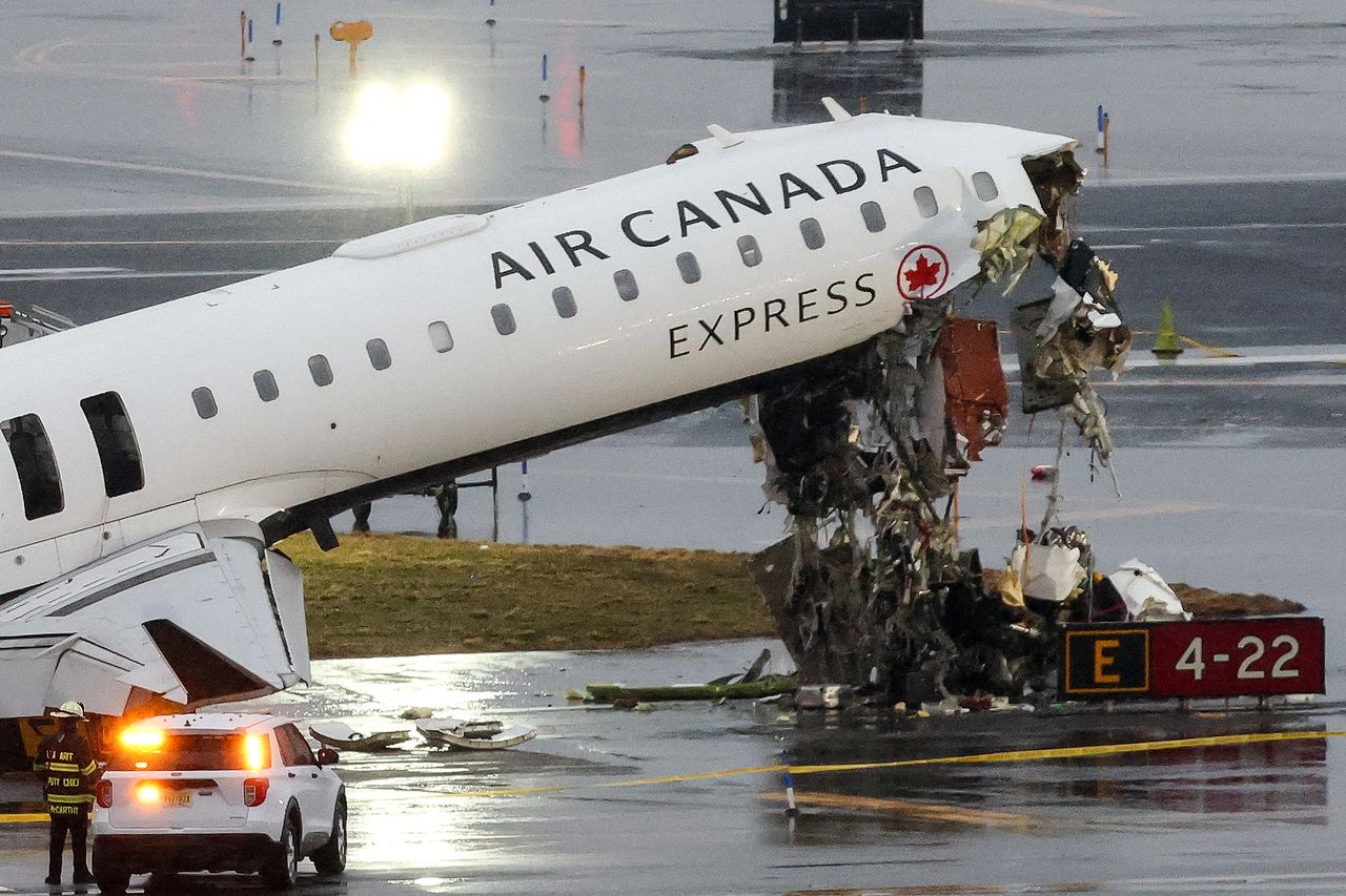 Photo of Air Canada plane crashCredit: TIMOTHY A. CLARY / AFP via Getty