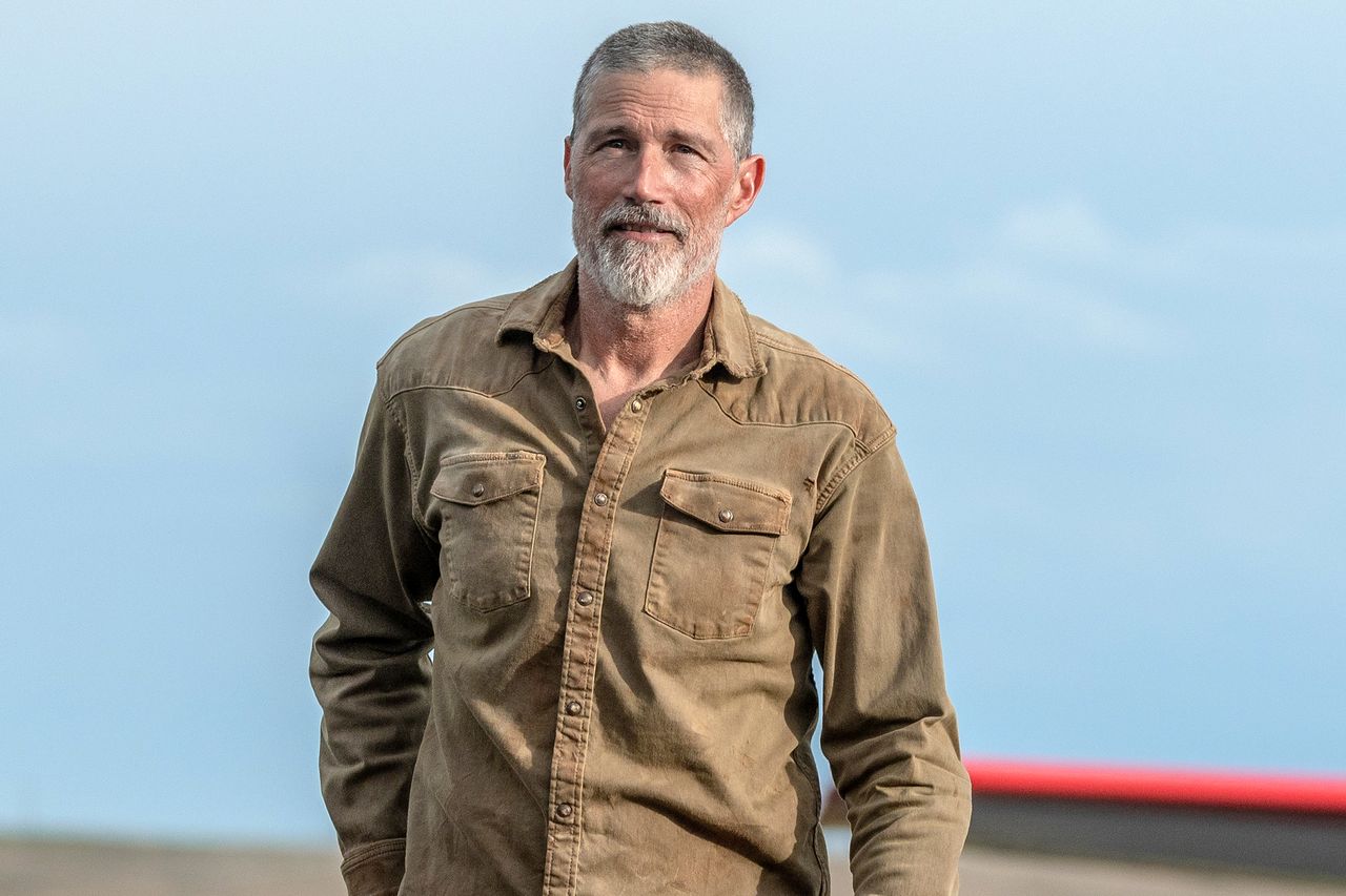 Matthew Fox as Paul Clyburn in season 1, episode 1 of the Paramount+ series THE MADISON. Matthew Fox in 'The Madison'Credit: Emerson Miller/Paramount+