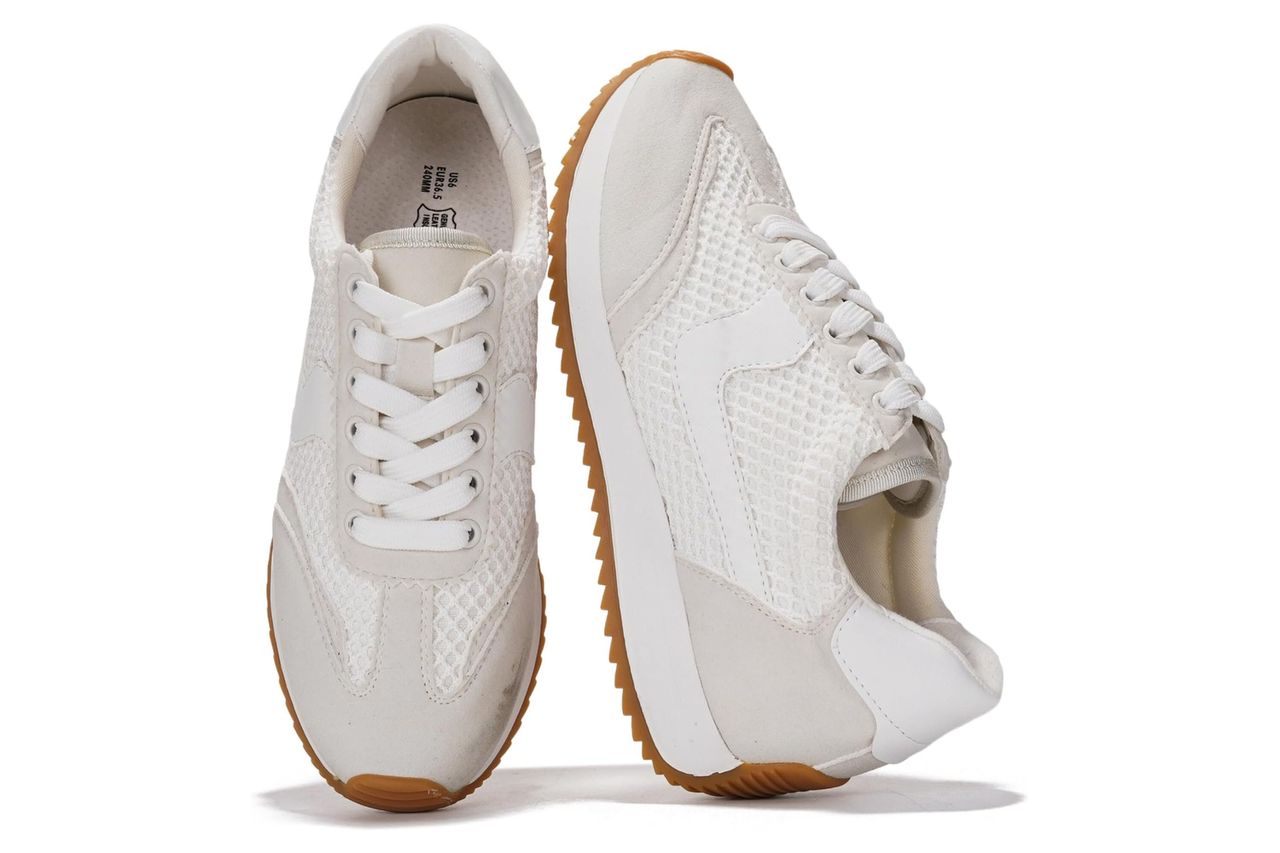 Project Cloud Fashion Sneakers for Women 2026 – Lightweight Lace-Up Shoes for Women with Memory Foam Insoles – Trendy Womens Shoes – Non-Slip, Comfortable Womens Sneakers (Madison) Credit: Amazon