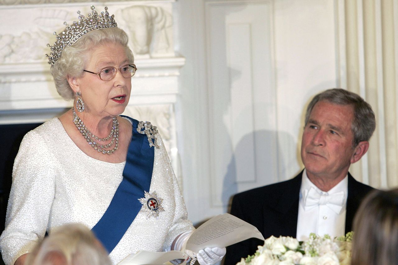 HM Queen Elizabeth II makes a speech during a State Banquet hosted by President George W. Bush at the White House, Washington DC on May 7, 2007 Queen Elizabeth makes a speech during a State Banquet hosted by President George W. Bush at the White House, Washington D.C. on May 7, 2007.Credit: Anwar Hussein/WireImage
