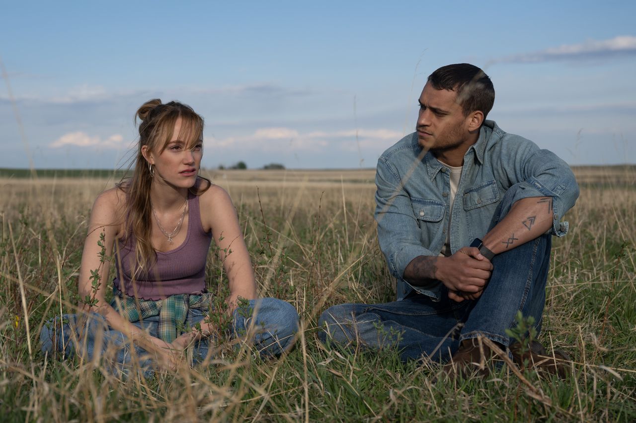 Maika Monroe, Tyriq Withers, Vanessa Caswill, Reminders of Him Maika Monroe as Kenna and Tyriq Withers as Ledger in 'Reminders of Him' (2026)Credit: Universal Studios