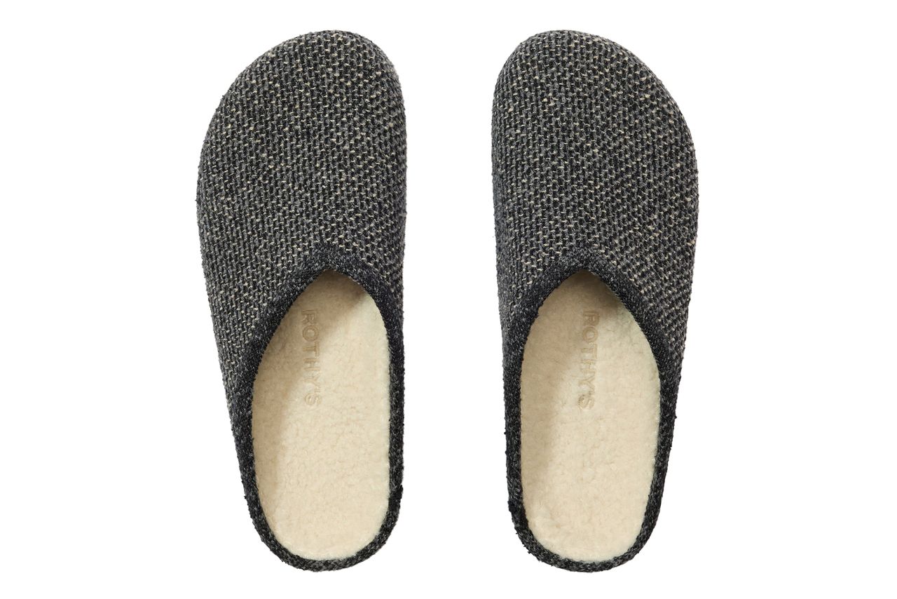 Rothys The Cozy Clog Credit: Rothys