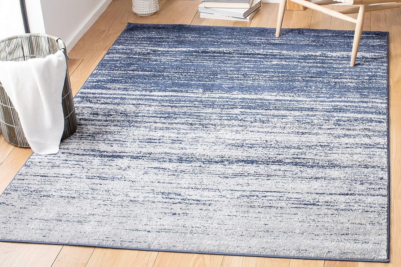 SAFAVIEH Area Rug 6x8 - Adirondack Collection Credit: Amazon