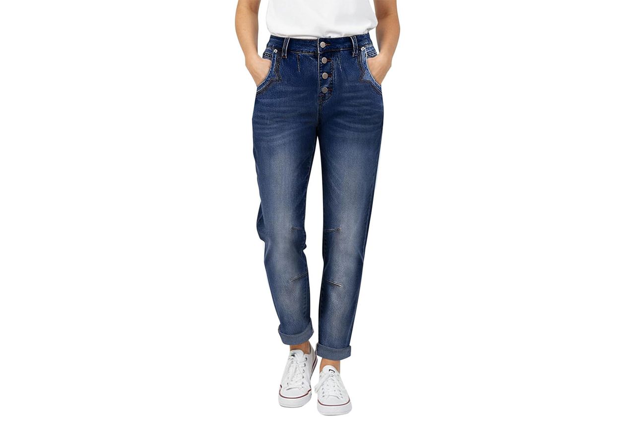Straight Leg Jeans for Women Mid Rise Stretchy Casual Button Fly Trendy Jeans Wash Denim Pants Credit: Amazon