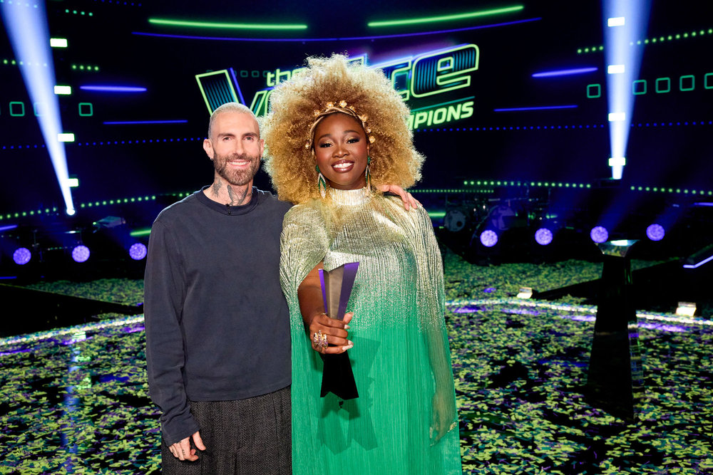 THE VOICE -- "Finale Top 4" Episode 2909 -- Pictured: (l-r) Adam Levine, Alexia Jayy -- (Photo by: Trae Patton/NBC)