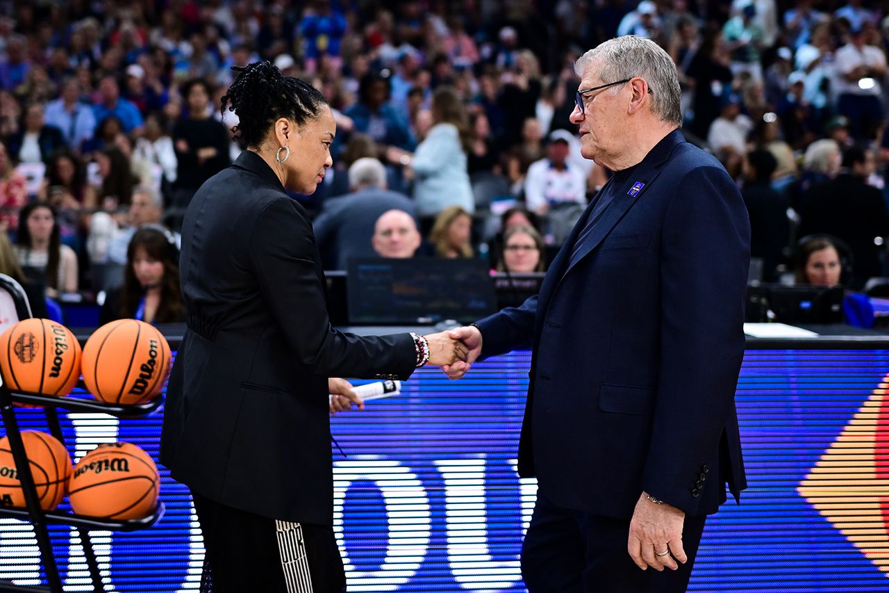 UConn Coach Refuses to ShakÅe Hands with South Carolina Coach After Their Screaming Match at Women's Final Four Semifinal Dawn Staley and Geno Auriemma shaking hands before the April 3 gameCredit: Ben Solomon/NCAA Photos via Getty