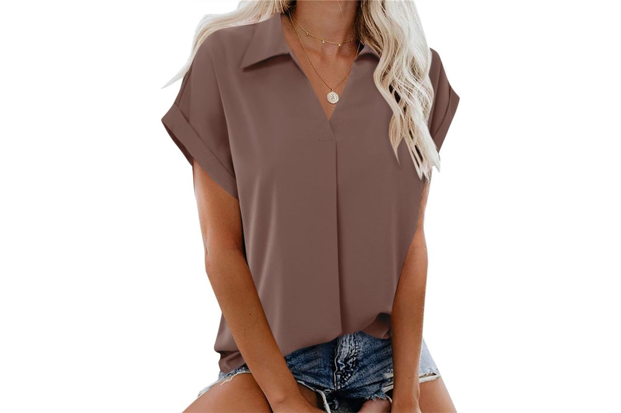 Gaharu Summer Work Blouse Credit: Amazon