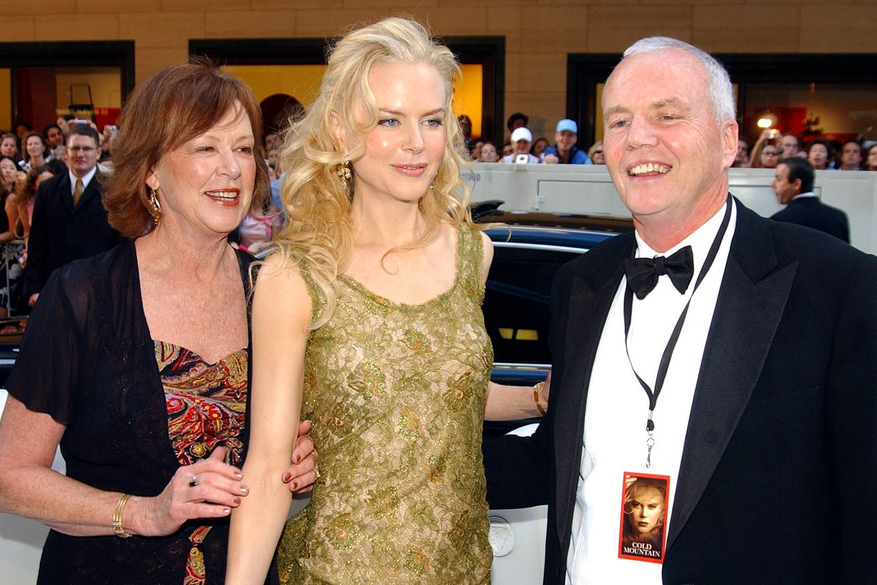 Nicole Kidman (center) with her parents, Janelle Ann and Antony Kidman, at the 'Cold Mountain' premiere in Sydney on Dec. 17, 2003Credit: Peter Carrette Archive/Getty
