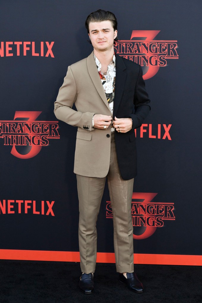 Joe Keery Rocks A Two-Toned Coat