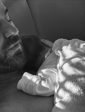 Justin Theroux with his newborn baby son.Credit: Justin Theroux/Instagram