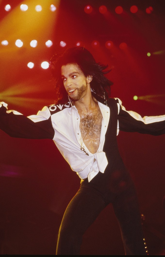 Prince Performs In London