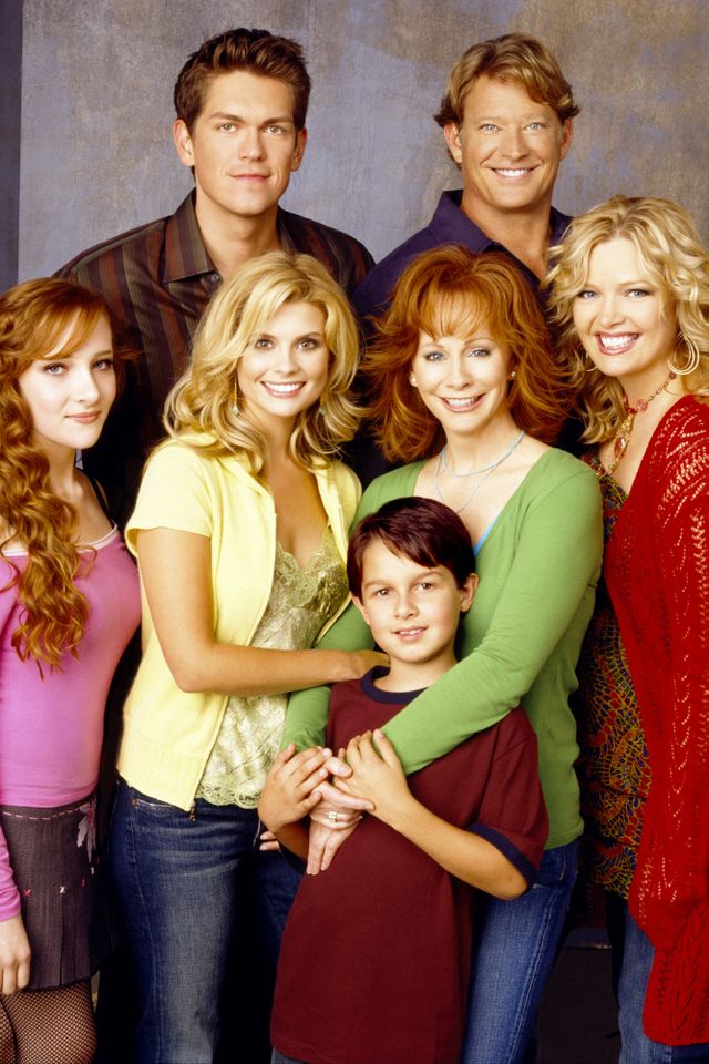 The 'Reba' cast during season 4Credit: Andrew Eccles / Fox Television / Courtesy Everett Collection