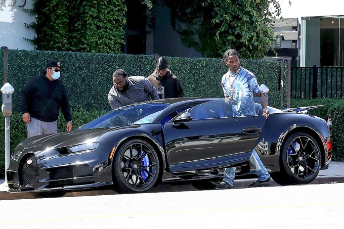 Travis Scott Shows Off A New Bugatti