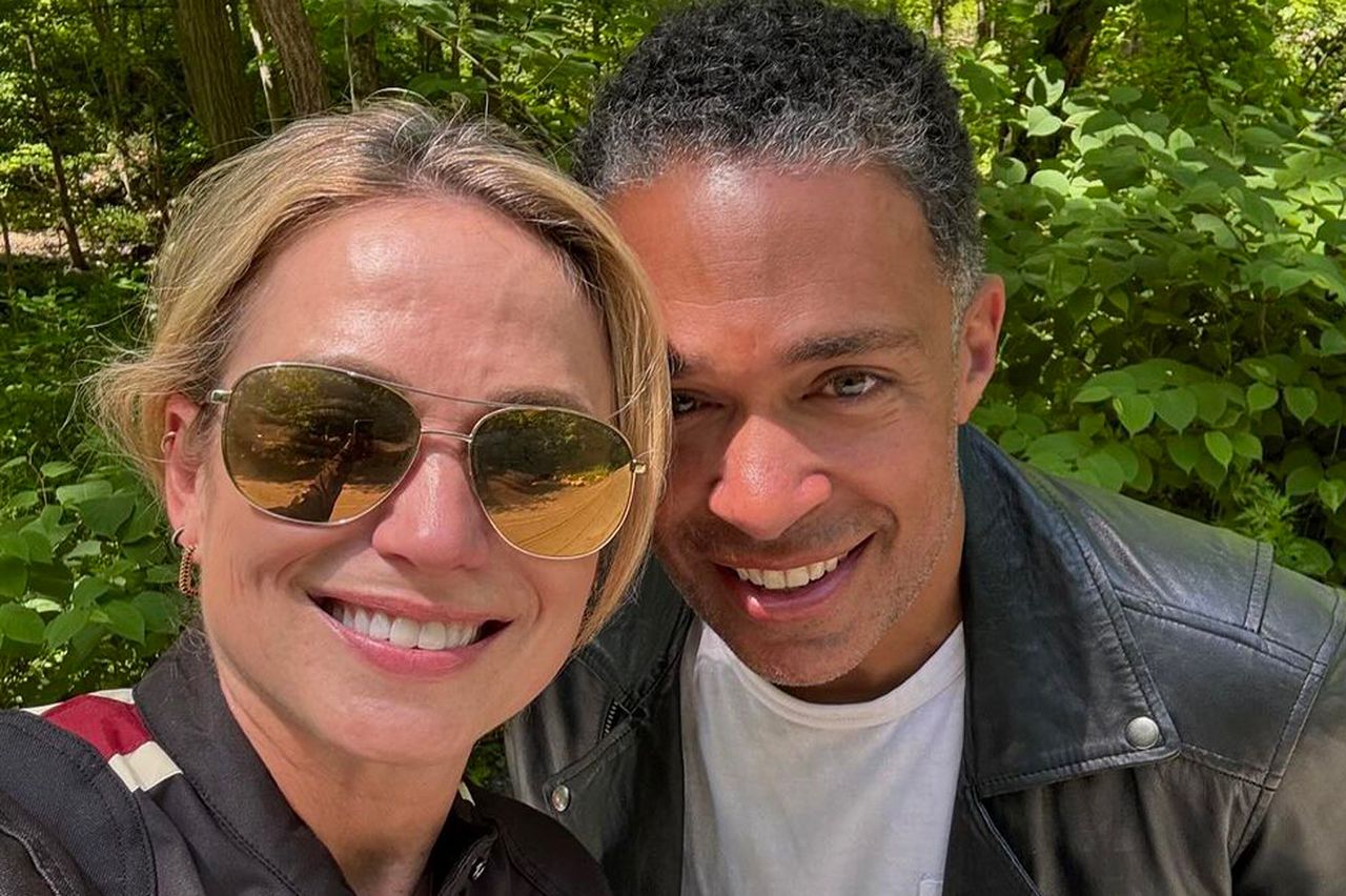 Amy Robach and T.J. Holmes T.J. Holmes and Amy RobachCredit: Amy Robach/Instagram
