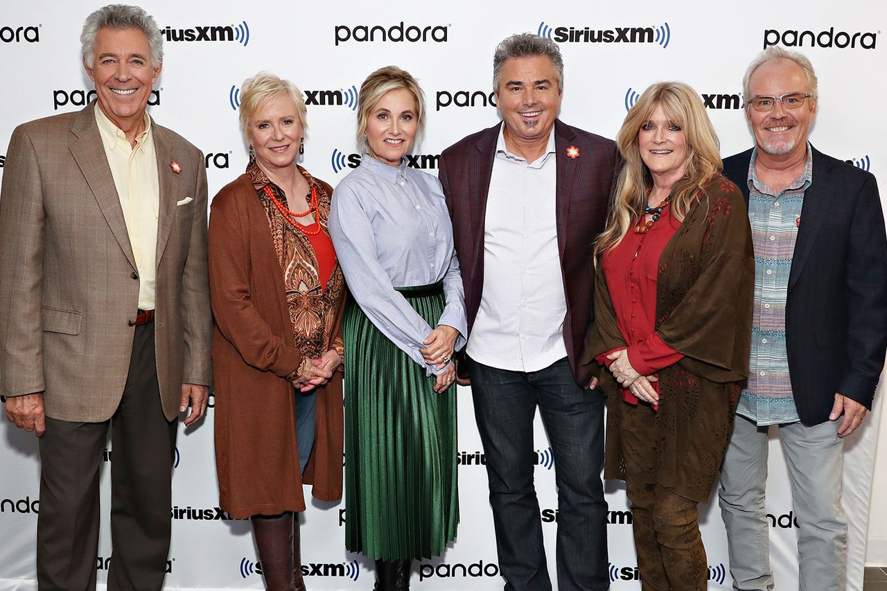 Barry Williams, Eve Plumb, Maureen McCormack, Christopher Knight, Susan Olsen and Mike Lookinland pose for a photo during Andy Cohen's Deep and Shallow interview special with the cast of The Brady Bunch on SiriusXM's Radio Andy Channel at the SiriusXM Studios on September 9, 2019 in New York City. Barry Williams, Eve Plumb, Maureen McCormack, Christopher Knight, Susan Olsen and Mike Lookinland pose for a photo during Andy Cohen's Deep and Shallow interview special with the cast of The Brady Bunch on SiriusXM's Radio Andy Channel at the SiriusXM Studios on September 9, 2019 in New York City.Credit: Cindy Ord/Getty