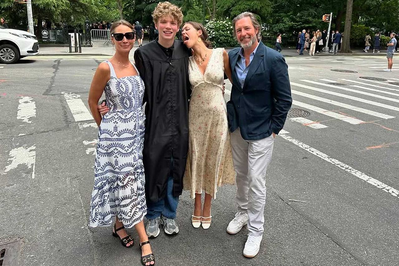 (L-R) Christy Turlington, Finn Burns, Grace Burns, Ed BurnsCredit: Christy Turlington/Instagram