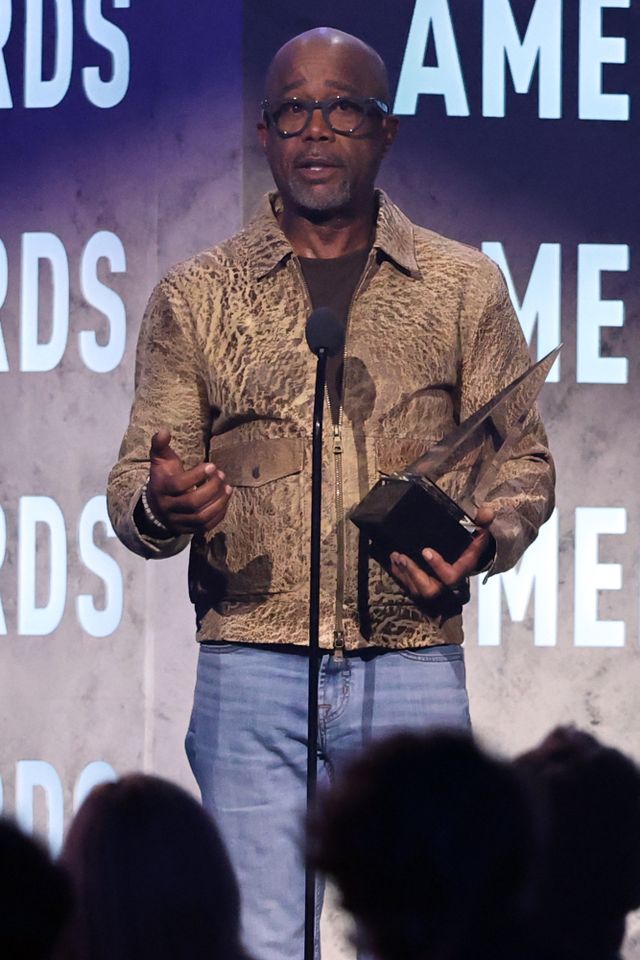 Darius Rucker accepts the Veterans Voice Award at the 2026 AMAs in Las Vegas on May 25, 2026.Credit: Ethan Miller/Getty