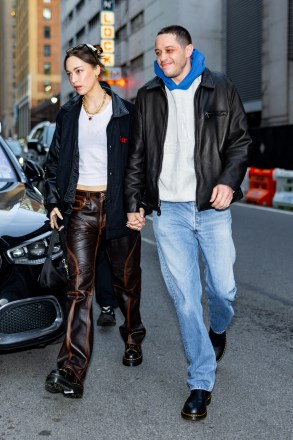 NEW YORK, NEW YORK - APRIL 06: Elsie Hewitt and Pete Davidson are seen at Madison Square Garden on April 06, 2025 in New York City. (Photo by The Hapa Blonde/GC Images)