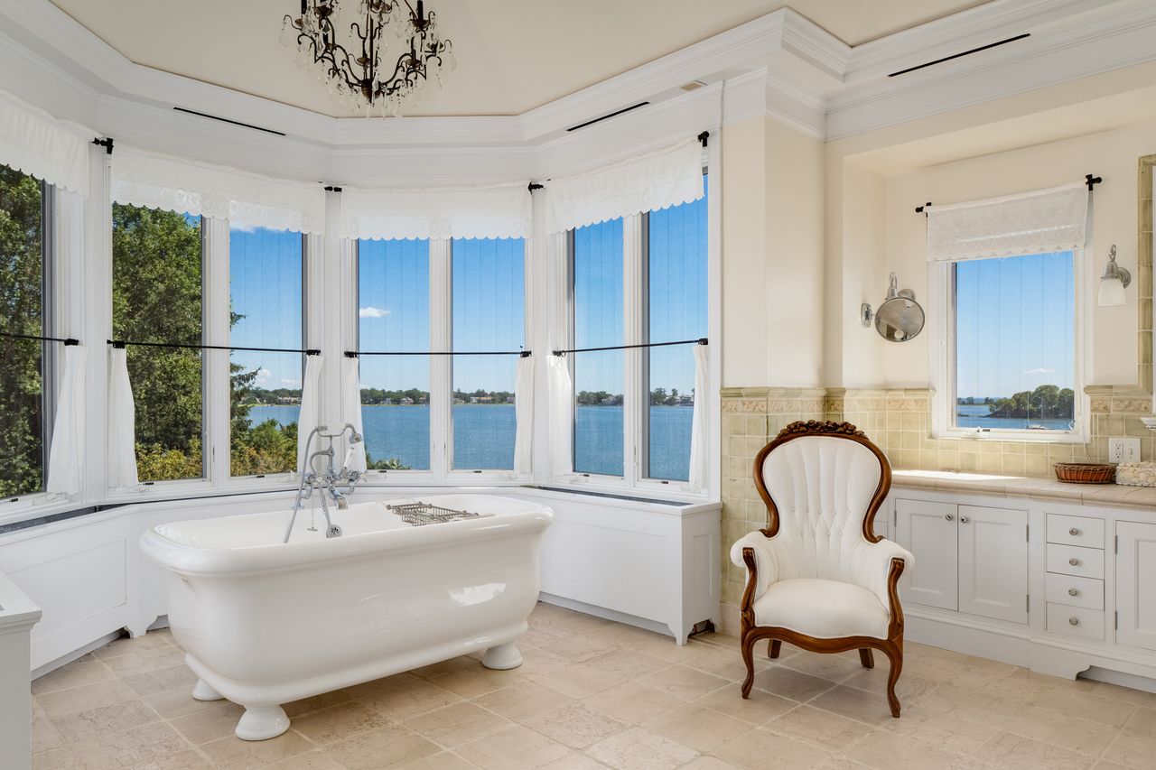 Kathie Lee Gifford's waterfront home in ConnecticutCredit: Daniel Milstein