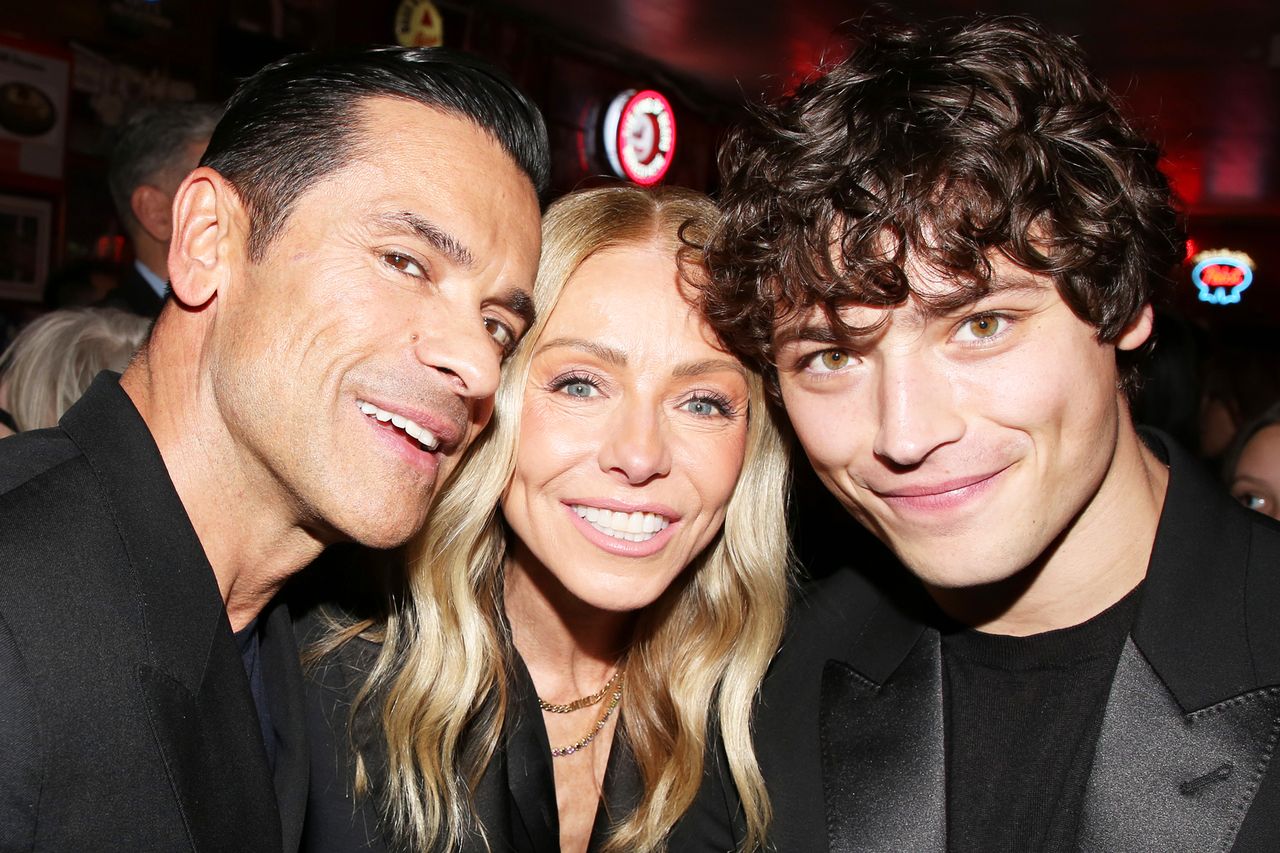Mark Consuelos, Kelly Ripa and Joaquin ConsuelosCredit: Bruce Glikas/Getty