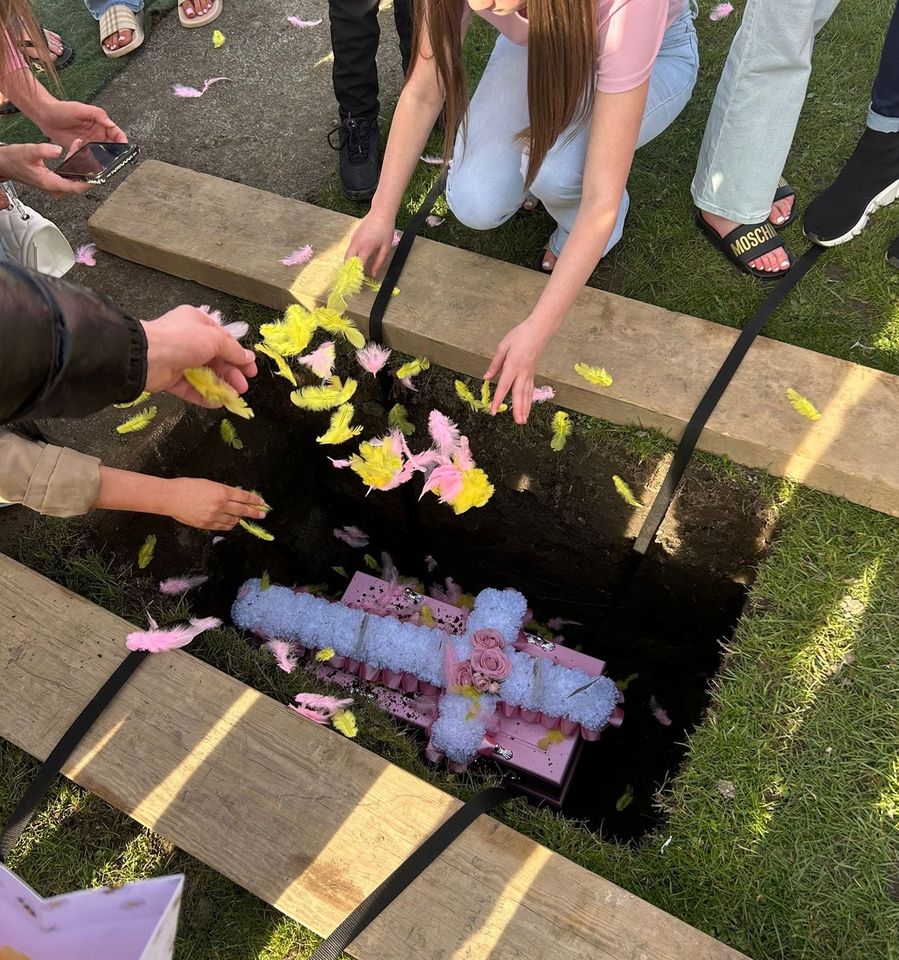 Pandora Temple being laid to rest.Credit: Kennedy News and Media