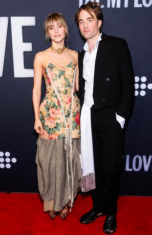 Suki Waterhouse and Robert Pattinson attend the Suki Waterhouse and Robert Pattinson at the premiere of