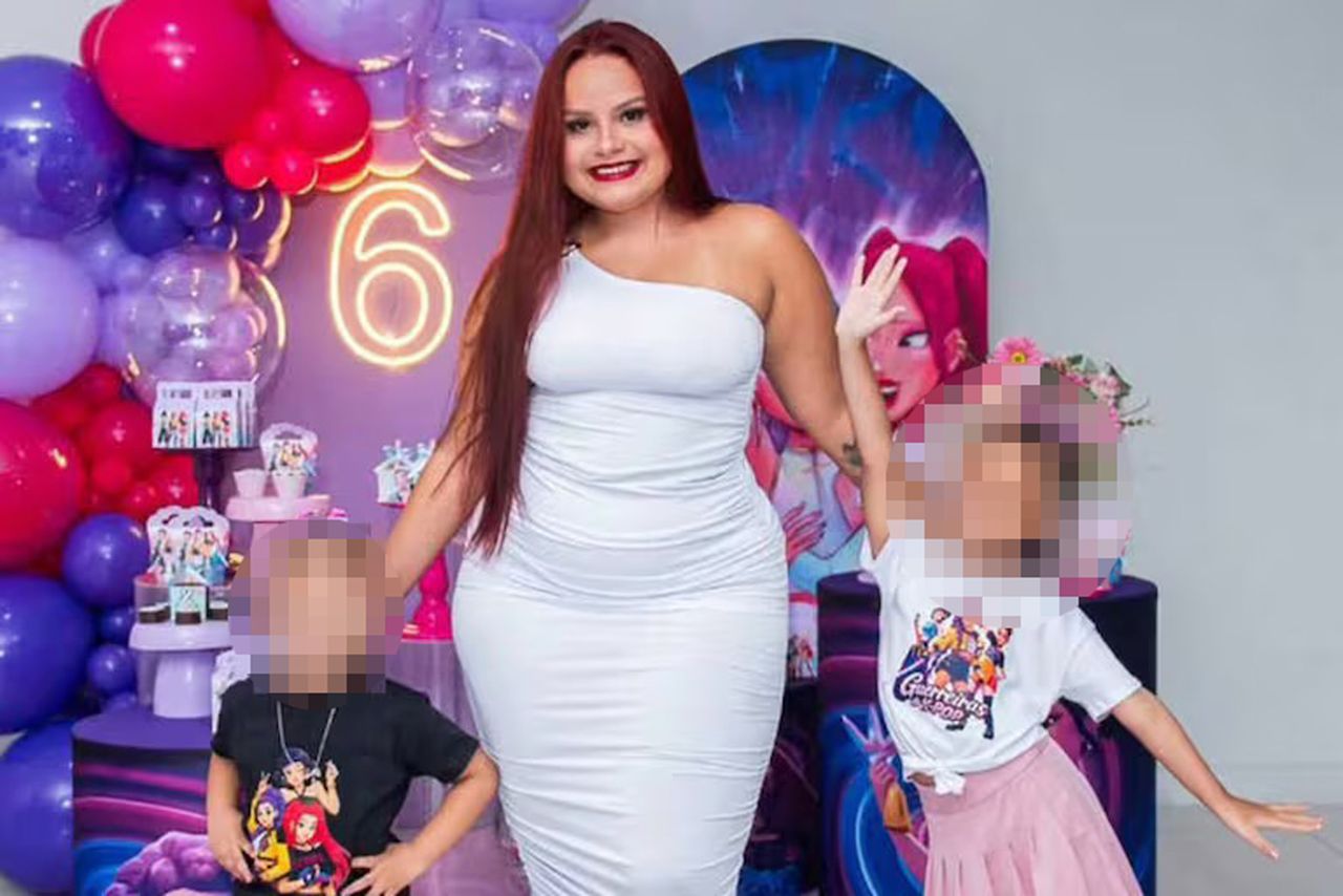 Thamires Rodrigues de Souza Peixoto with her children.Credit: Facebook