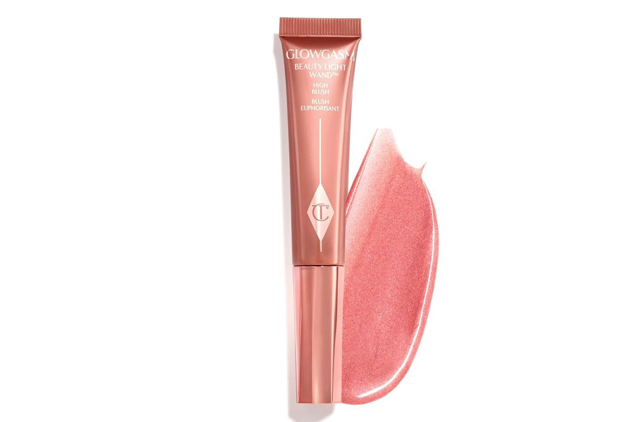 Charlotte Tilbury Beauty Light Wand Liquid Highlighter Makeup Credit: Amazon