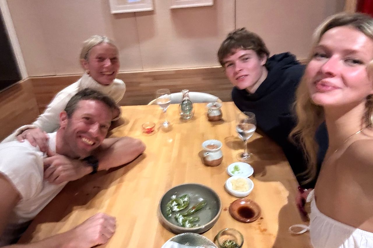 Gwyneth Paltrow, Chris Martin and their two children Chris Martin, Gwyneth Paltrow, Moses Martin and Apple MartinCredit: Gwyneth Paltrow/Instagram