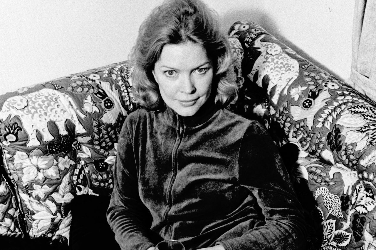Ellen Burstyn in 1975Credit: Jack Mitchell/Getty