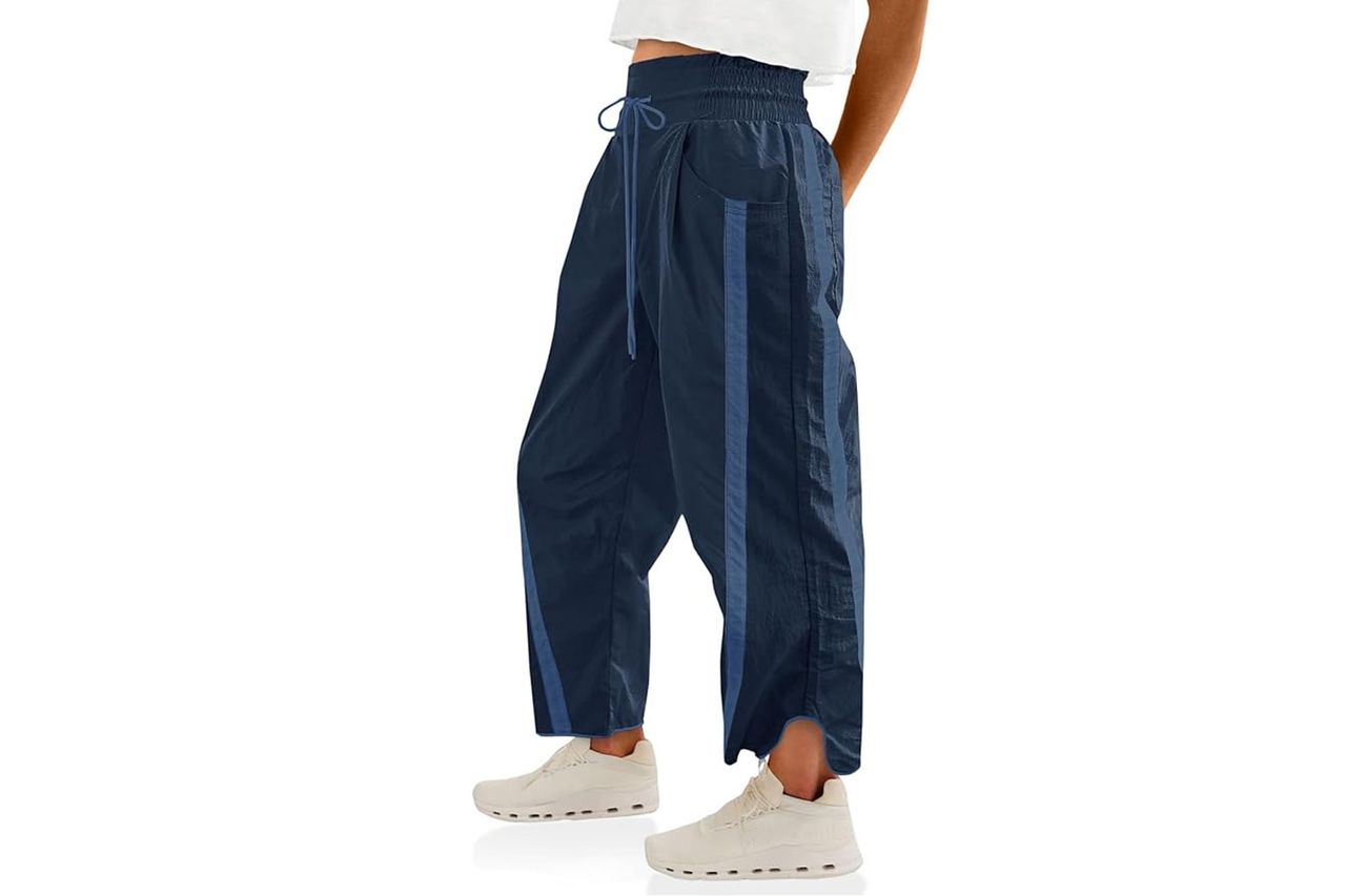 Fisoew Women's Baggy Wide Leg Pants Credit: Amazon