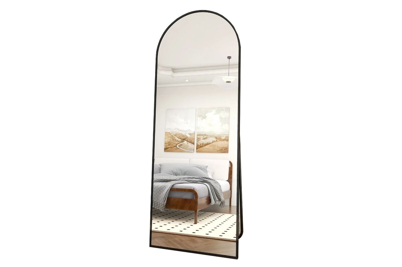 Latitude Run Alizeh Arched Metal Oversized Full Length Mirrors Wall Mirrors Credit: Wayfair