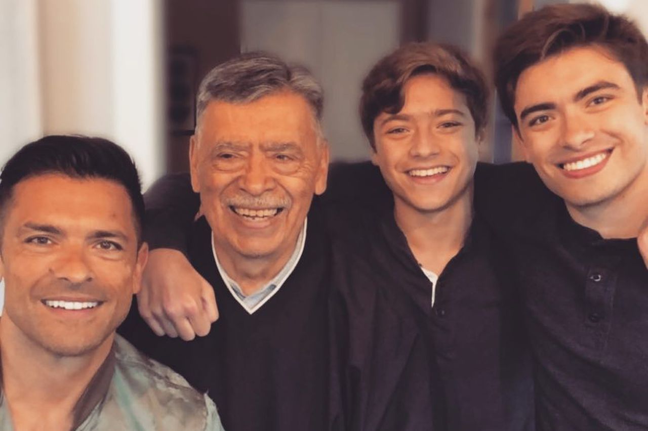 Mark Consuelos with his father Saul and two sons Michael and Joaquin.Credit: Kelly Ripa/Instagram