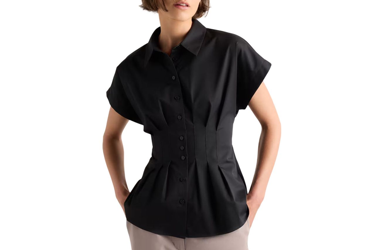 Quince Stretch Twill Pleated Short Sleeve Shirt Credit: Quince