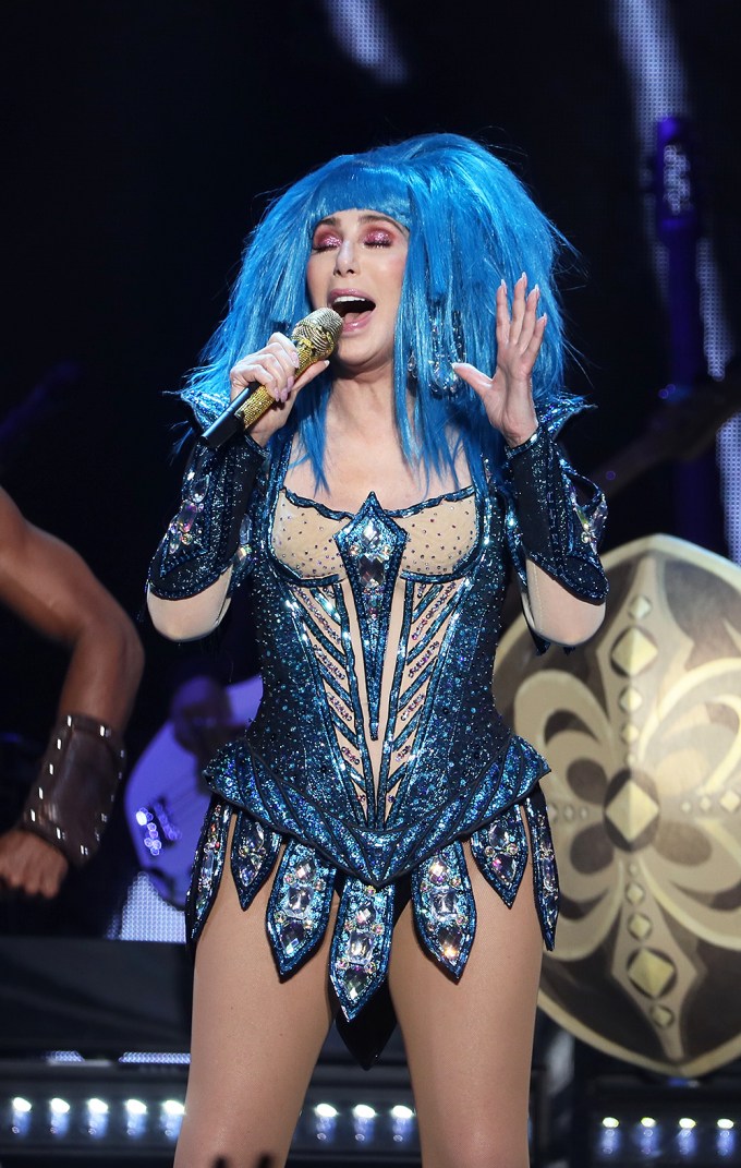 Cher shows off her toned body